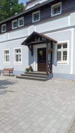 Dw&oacute;r "Zacisze"